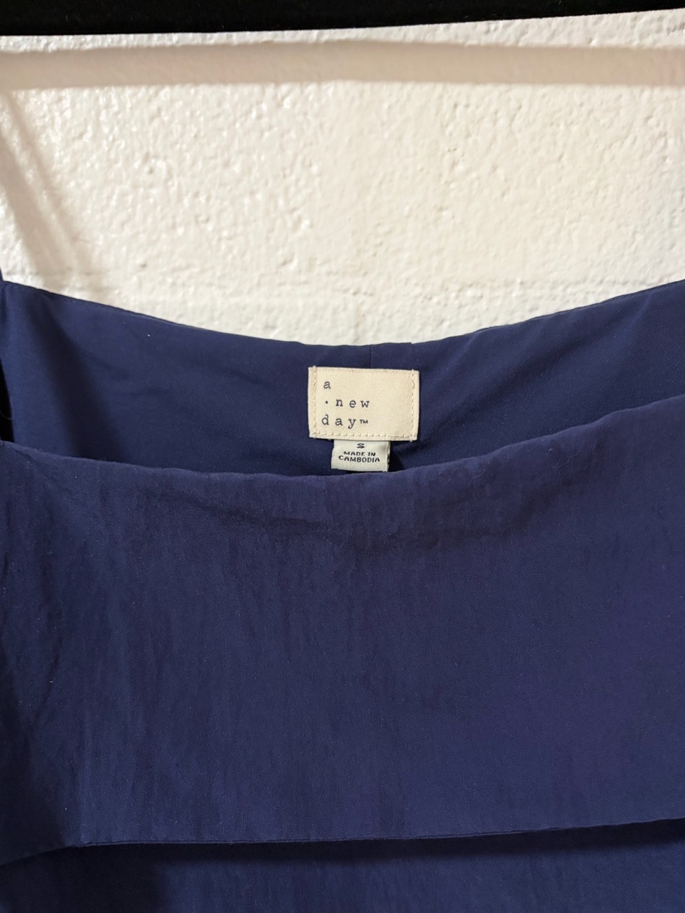 Navy Ruffled Bubble Tank Top - Picture 4 of 4